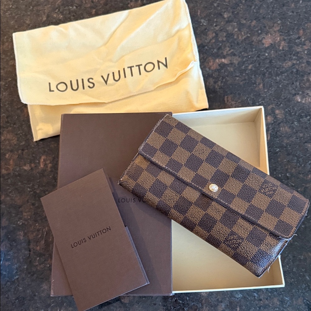 Louis Vuitton Checkered Brown Wallet Vintage 2013